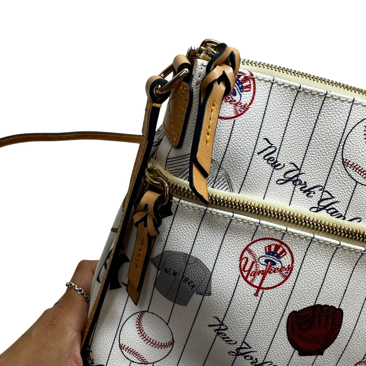 New York Yankees baseball Crossbody Designer By Dooney And Bourke, Size: Medium