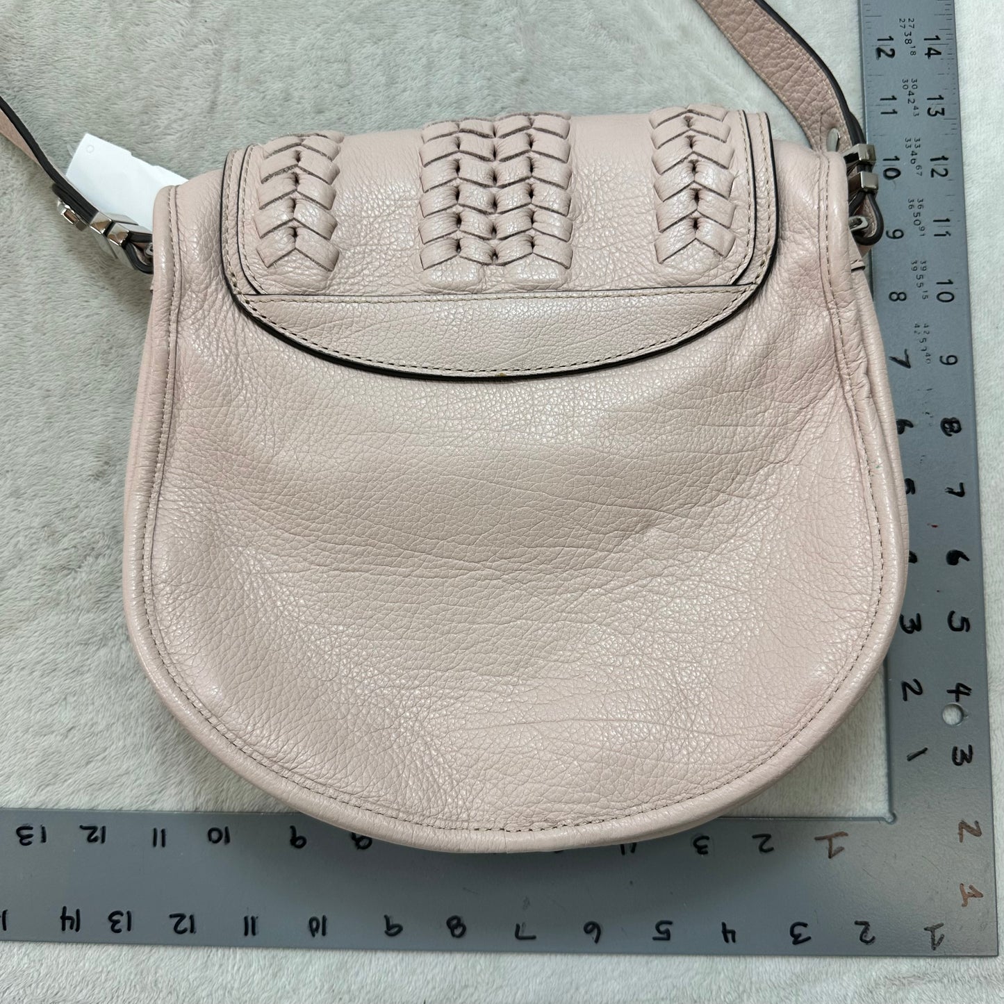 Crossbody By Clothes Mentor, Size: Medium
