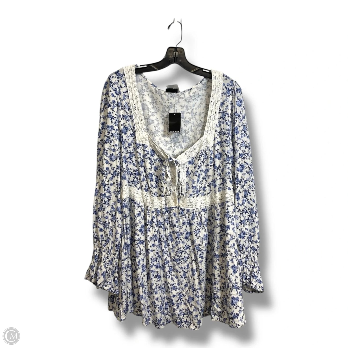 Top Long Sleeve By Torrid In Blue & White, Size: 3x