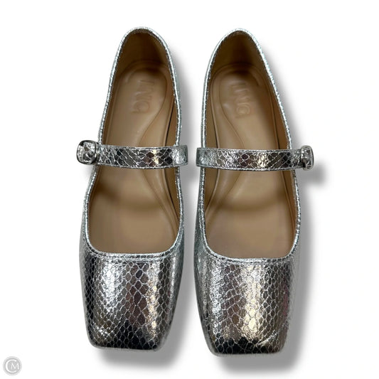 Shoes Flats By Inc In Silver, Size: 7