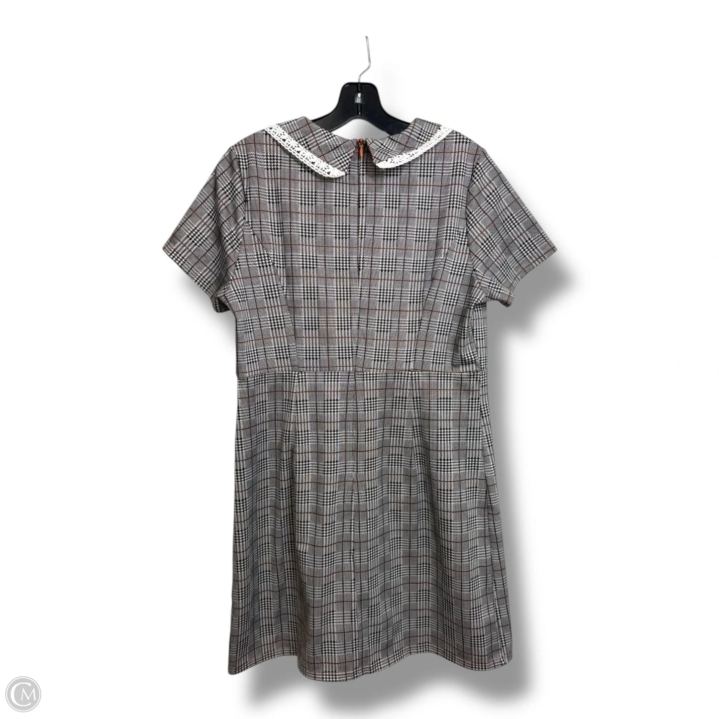 Dress Casual Short By Allegra K In Plaid Pattern, Size: L