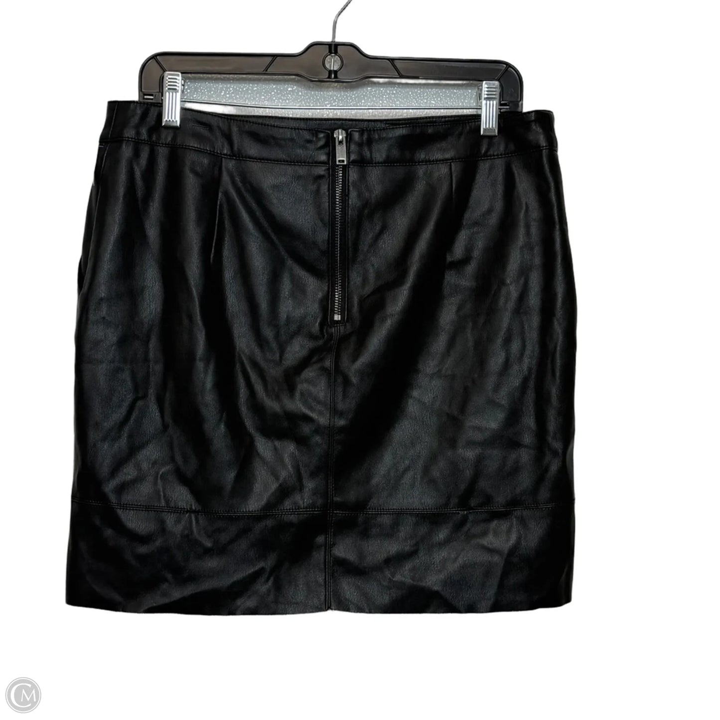 Skirt Mini & Short By Clothes Mentor In Black, Size: L
