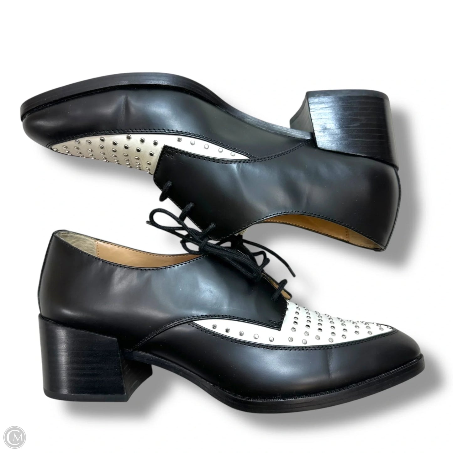 Shoes Flats By Banana Republic In Black & White, Size: 8.5