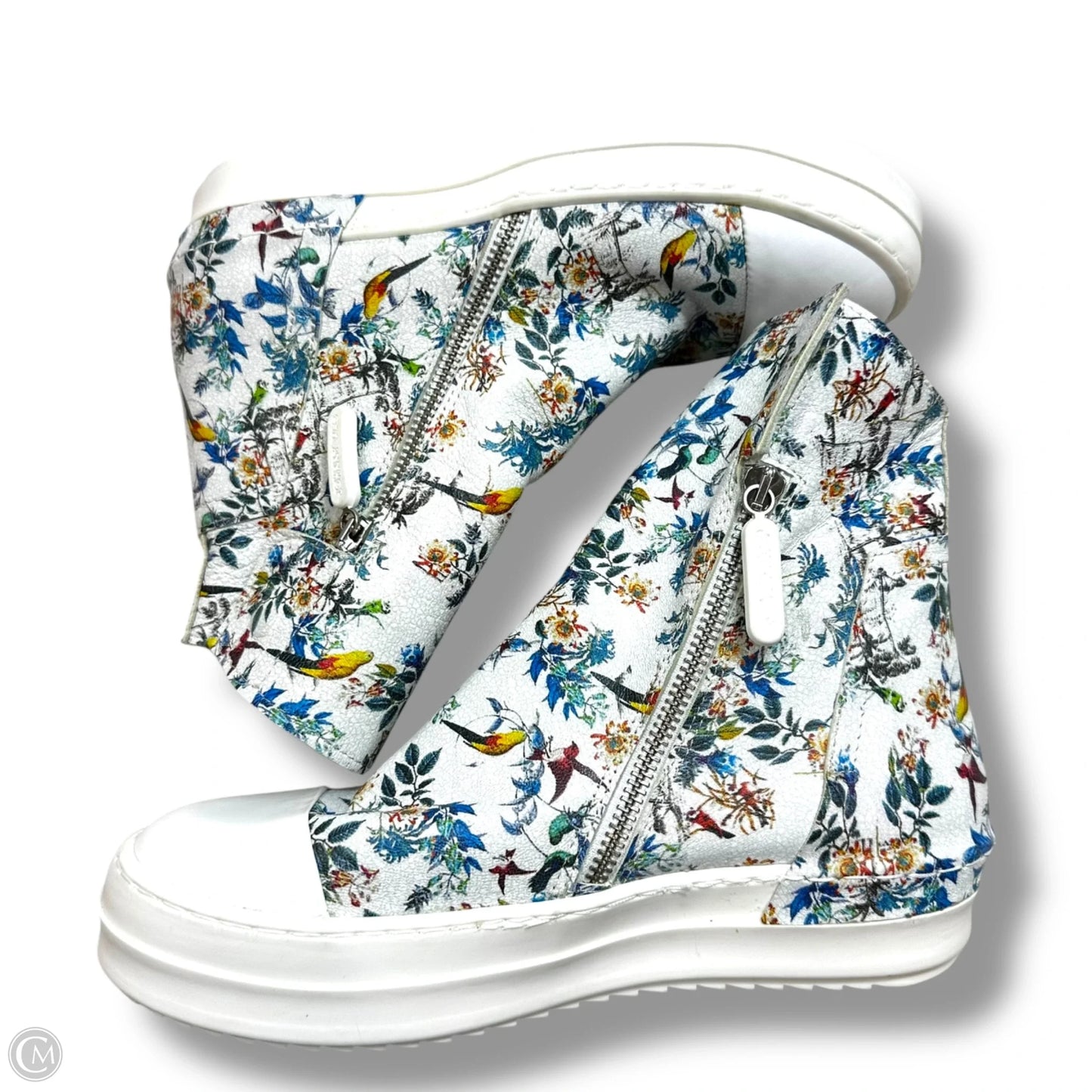 Shoes Sneakers By Johnny Was In Multi-colored, Size: 7