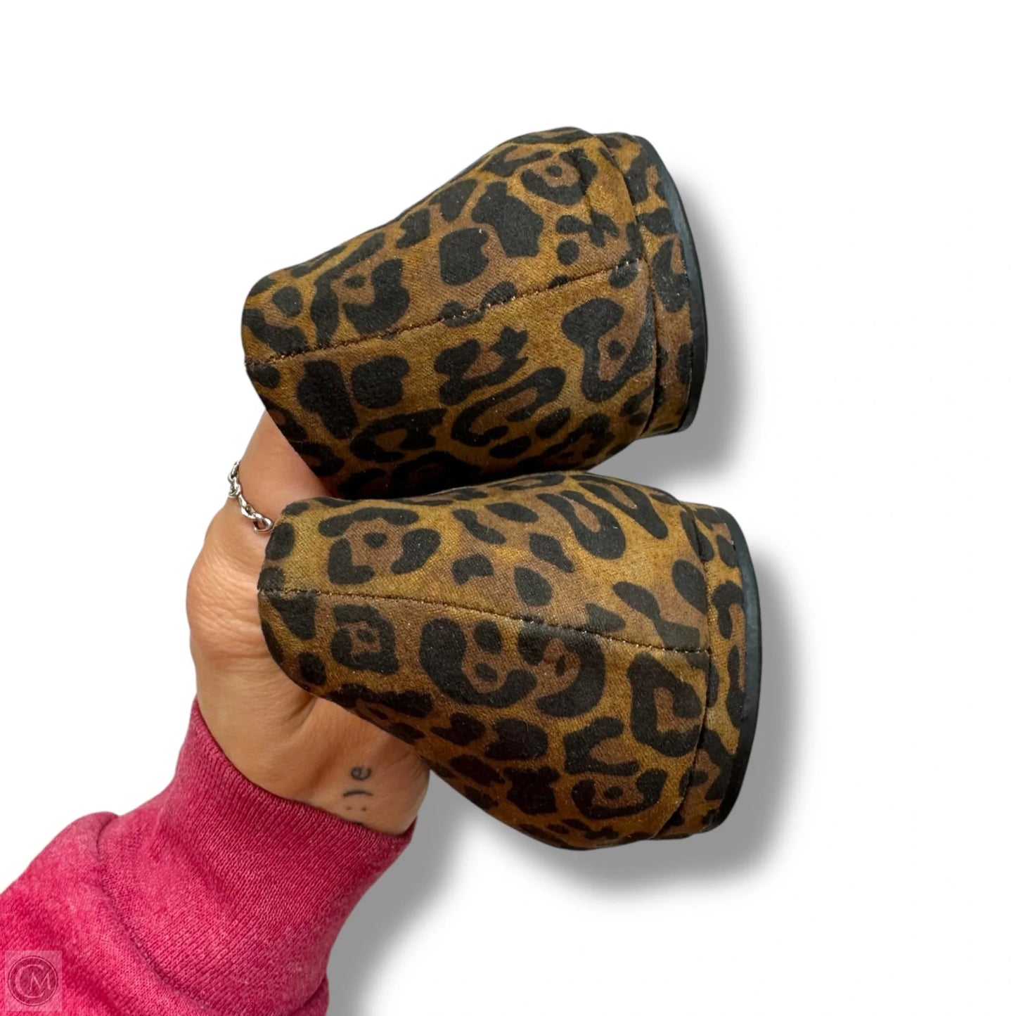 Shoes Flats By Clothes Mentor In Animal Print, Size: 11