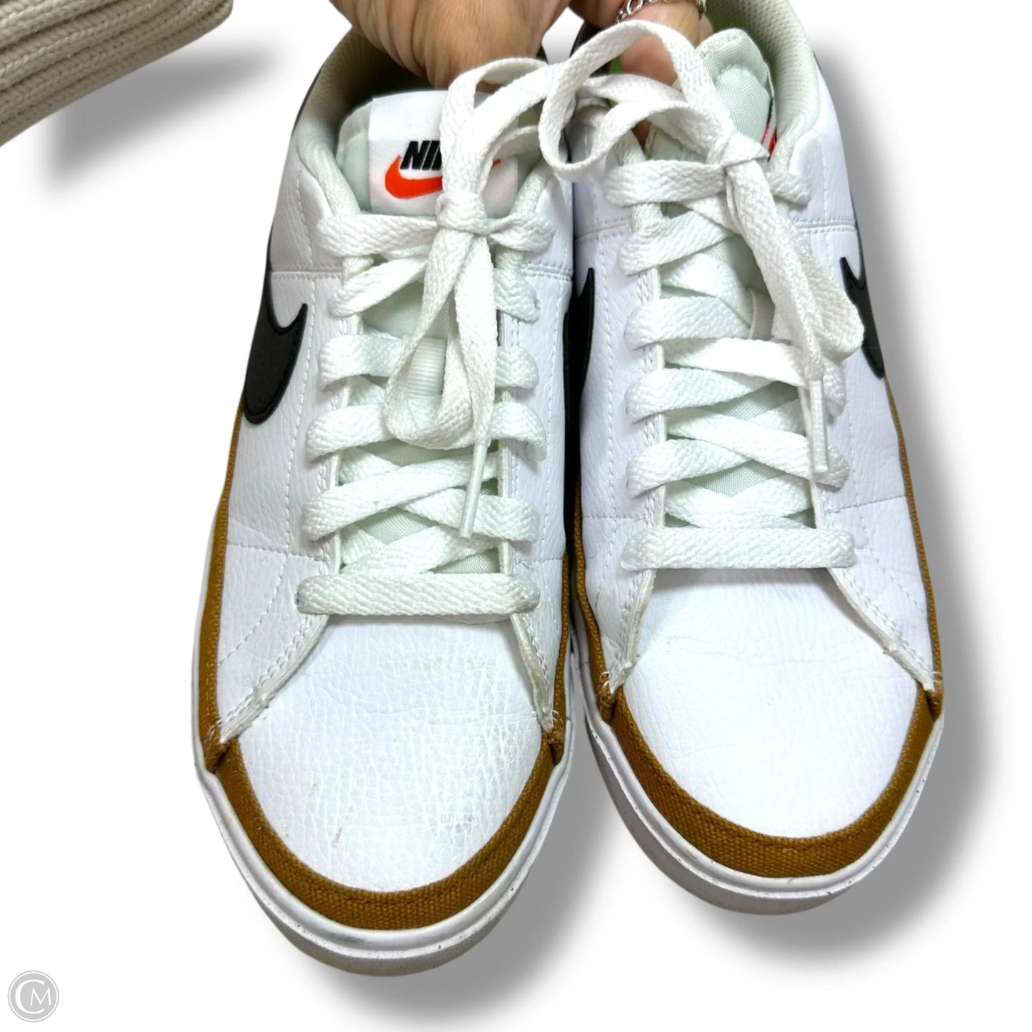 Shoes Athletic By Nike In White, Size: 7.5