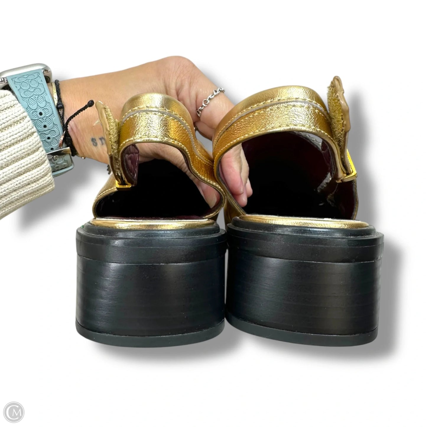 Shoes Flats By Franco Sarto In Gold, Size: 8