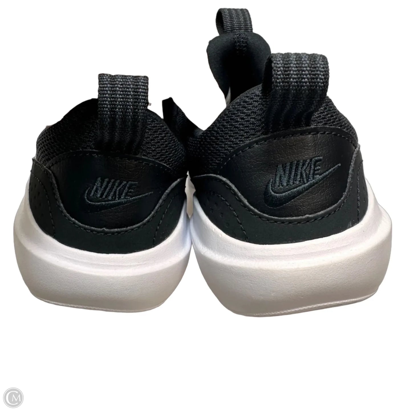 Shoes Athletic By Nike In Black, Size: 6