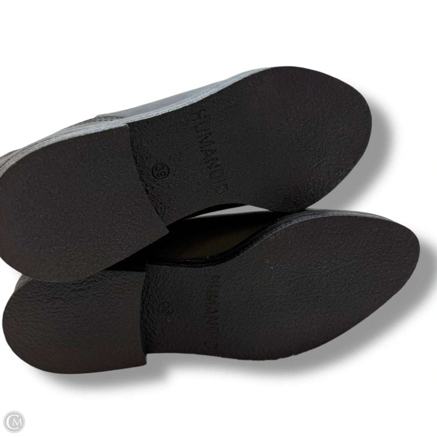 Boots Ankle Flats By Clothes Mentor In Brown