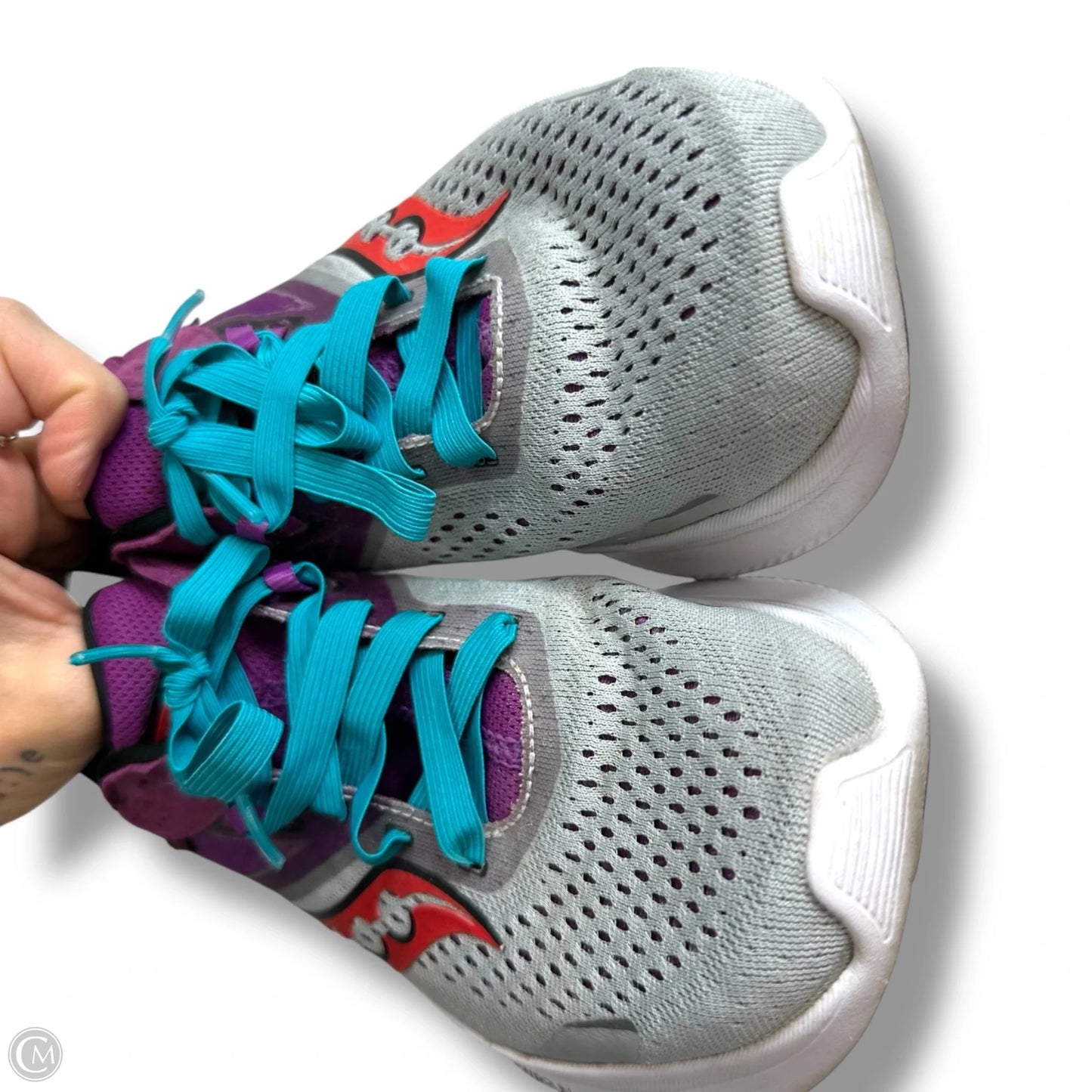 Shoes Sneakers By Saucony In Grey, Size: 7