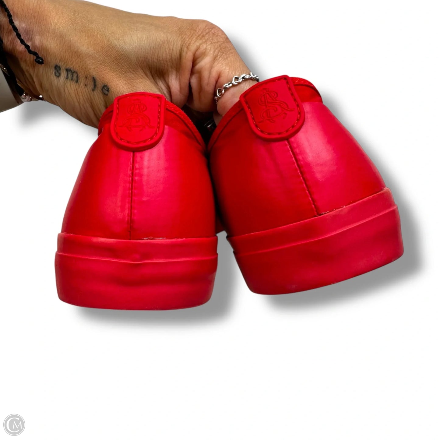 Shoes Sneakers By Clothes Mentor In Red, Size: 8.5