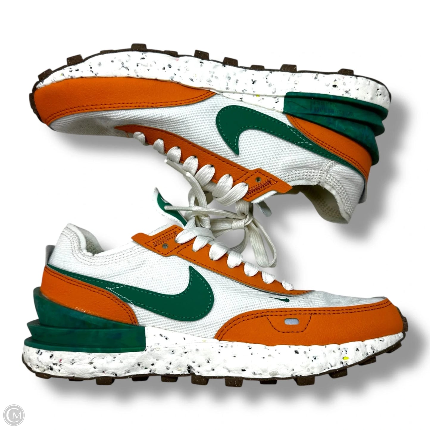 Shoes Sneakers By Nike In White, Size: 6.5