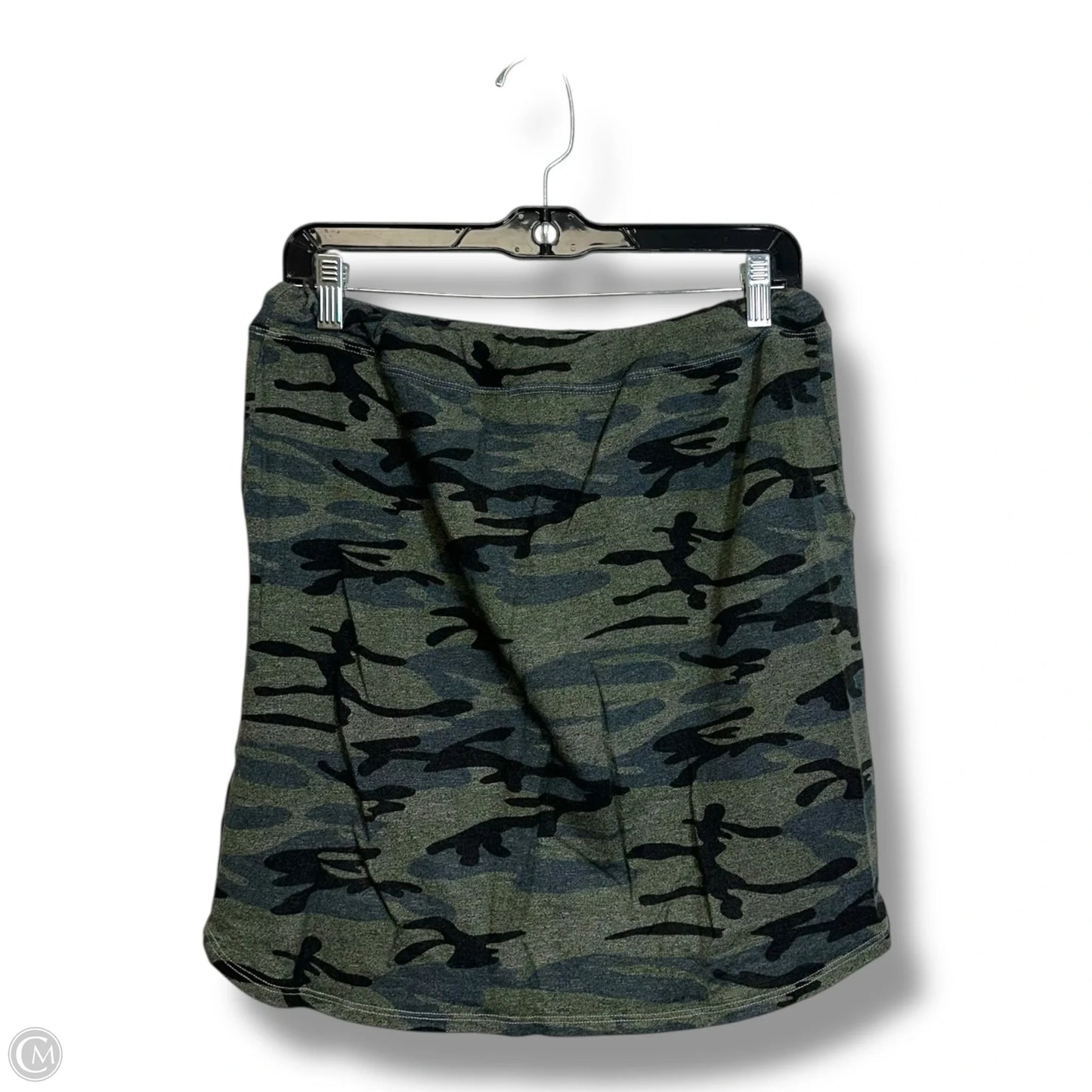 Skirt Mini & Short By Sundry In Camouflage Print, Size: S