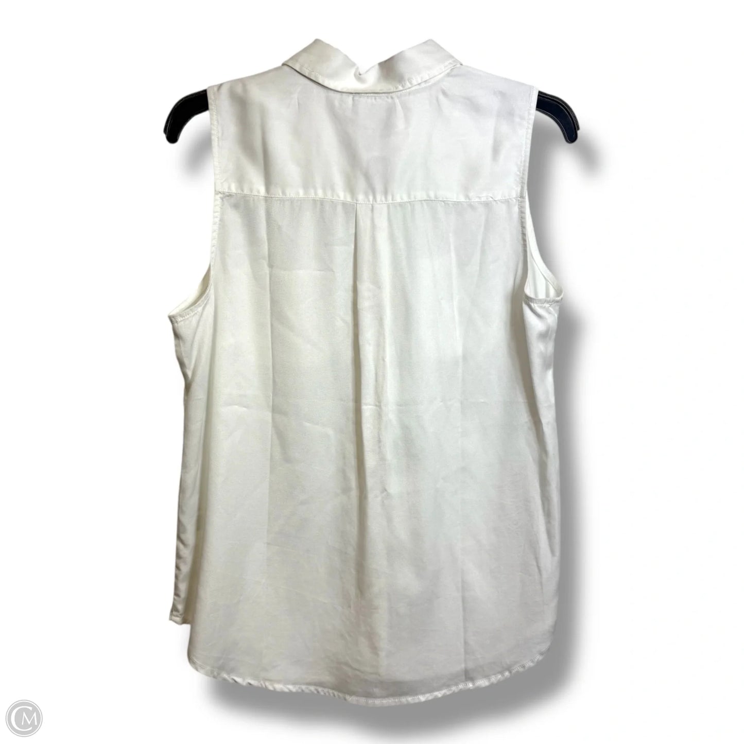 Top Sleeveless By Chicos In White, Size: M