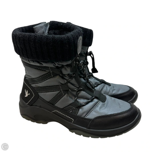 Boots Snow By Clothes Mentor In Black, Size: 10