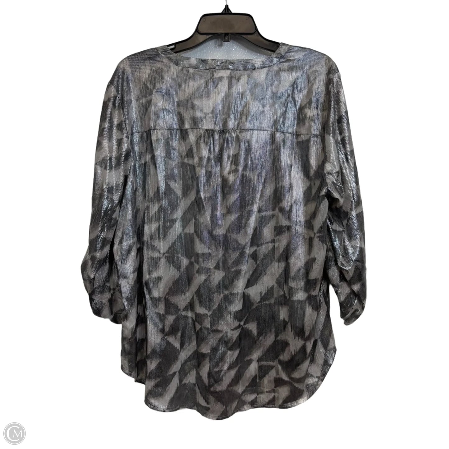 Top Long Sleeve By Maurices In Silver, Size: Xl