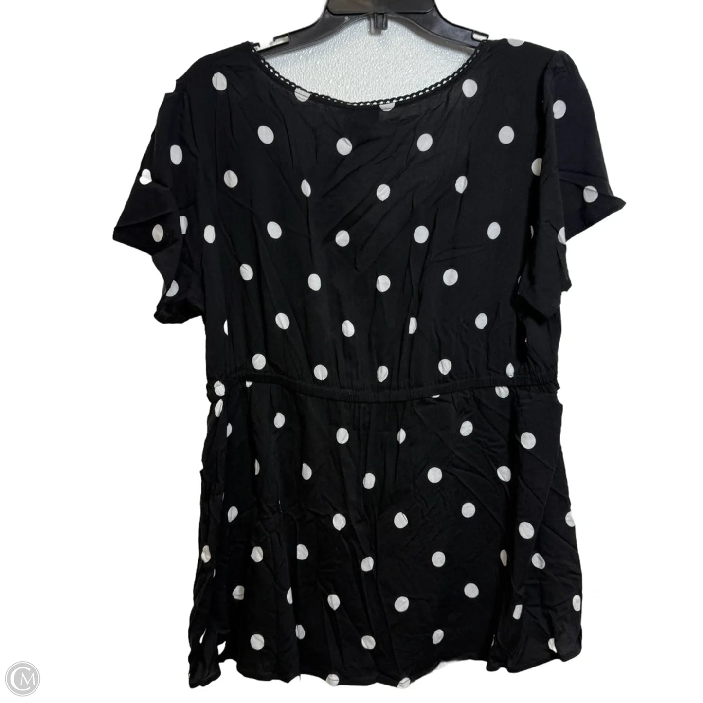 Top Short Sleeve By Torrid In Polkadot Pattern, Size: 1x