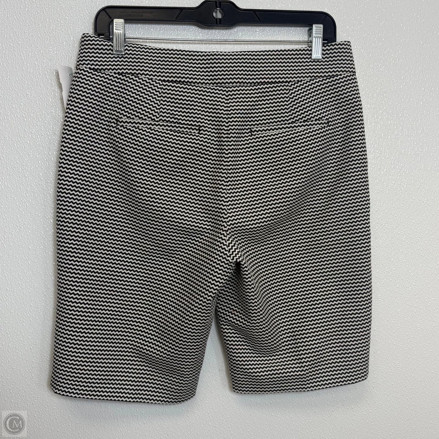 Shorts By Ann Taylor In Black & White, Size: 6