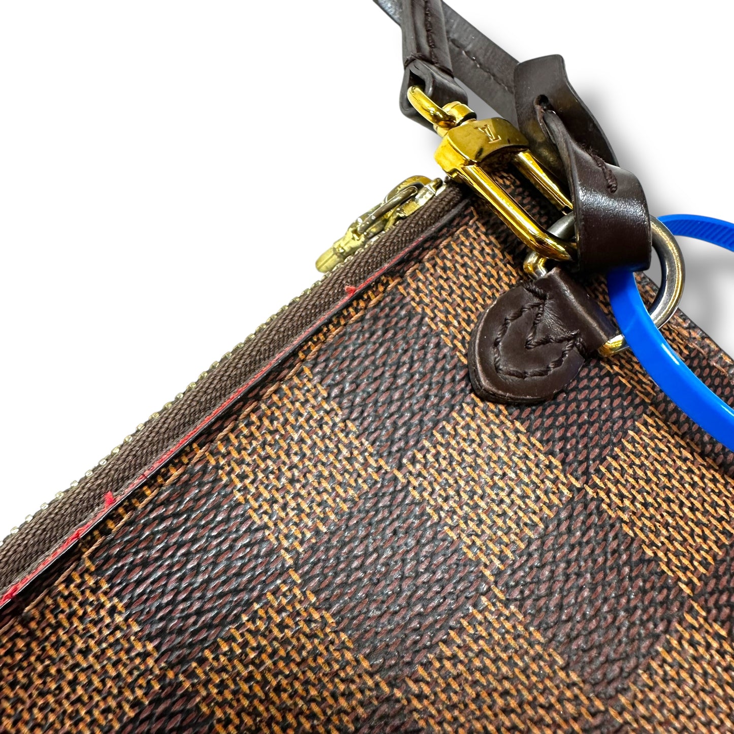 Wristlet Luxury Designer By Louis Vuitton, Size: Medium