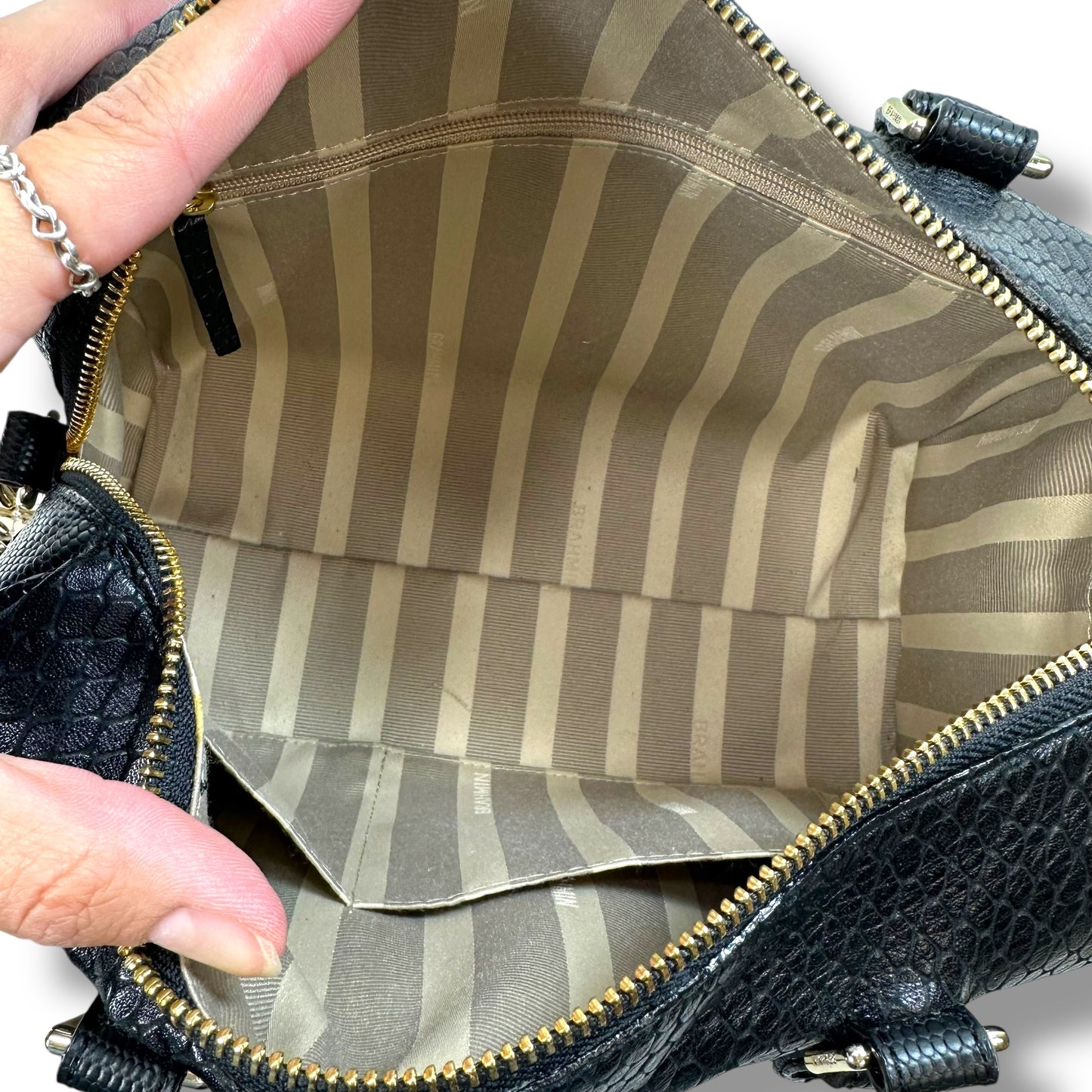 Handbag Designer By Brahmin, Size: Medium