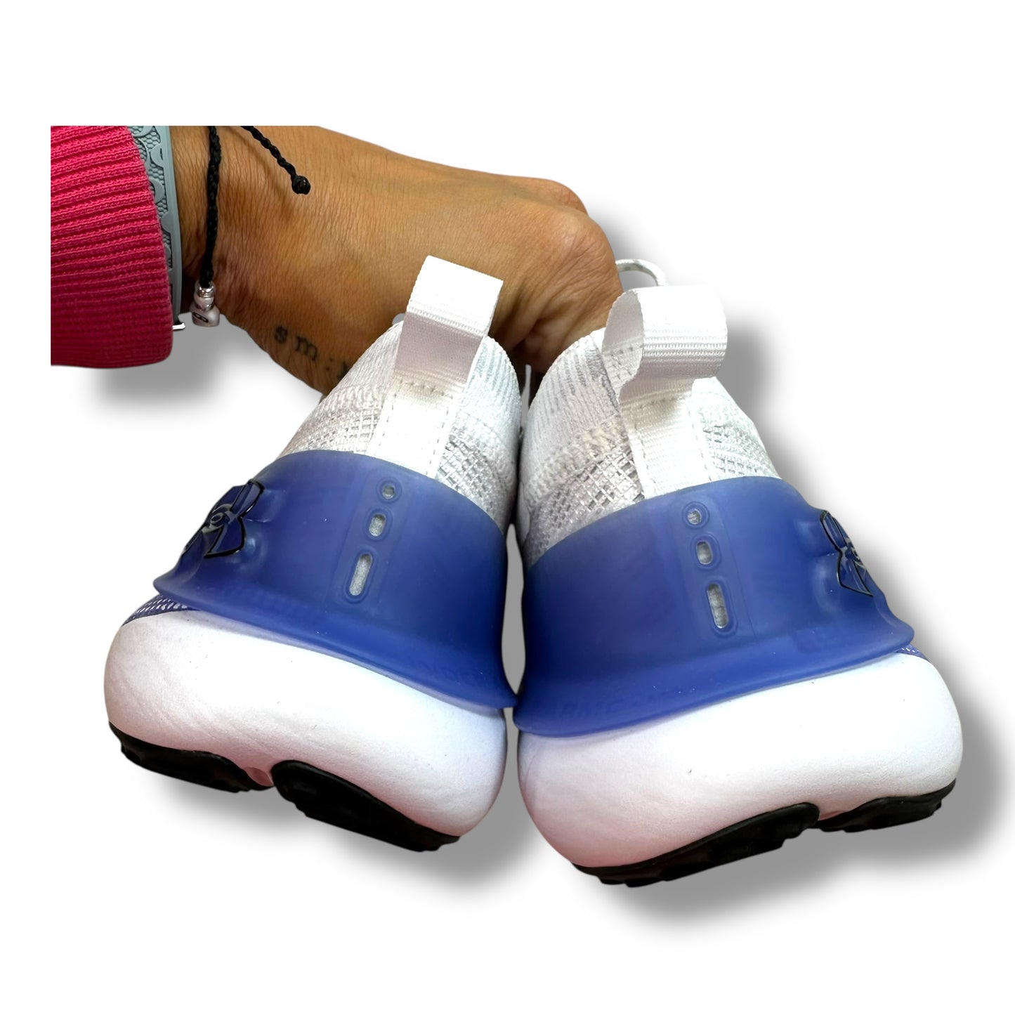 Shoes Sneakers By Under Armour In White, Size: 9.5
