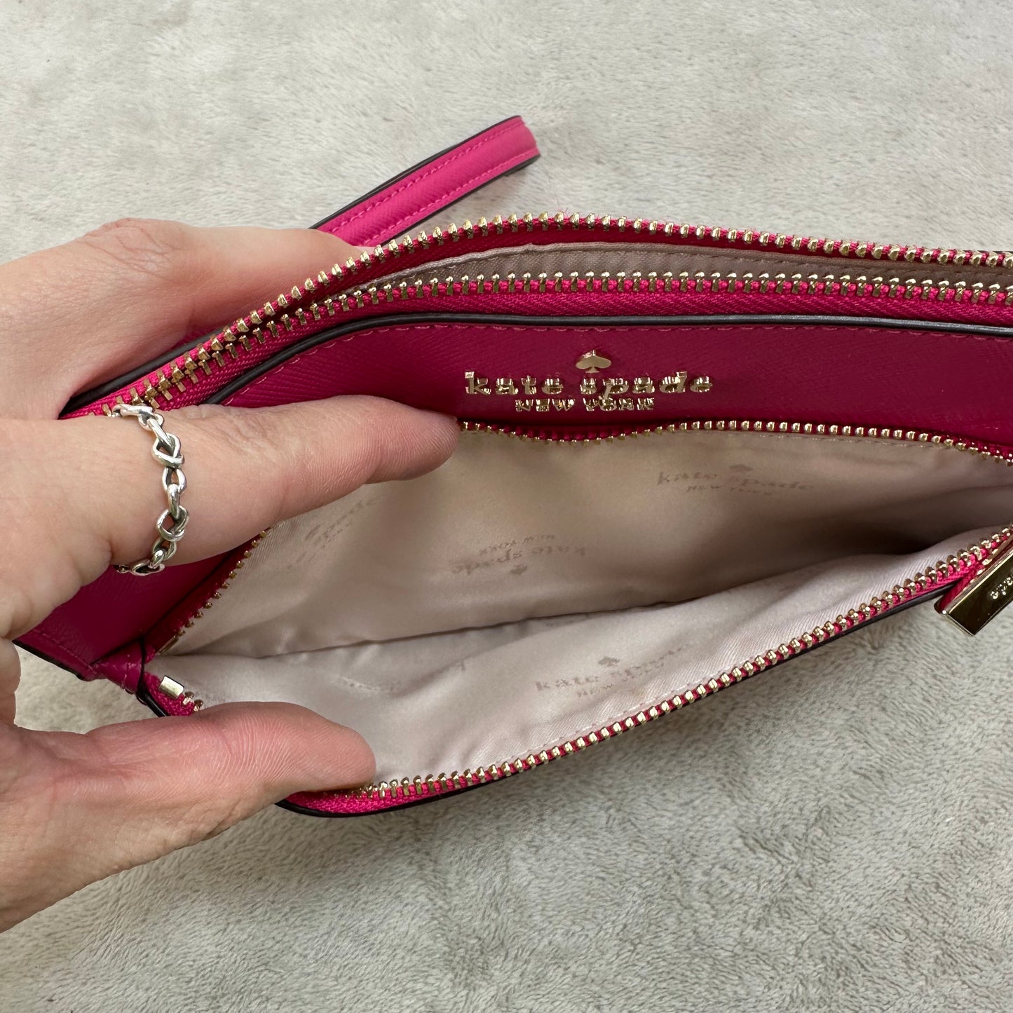 Wristlet Designer By Kate Spade, Size: Small