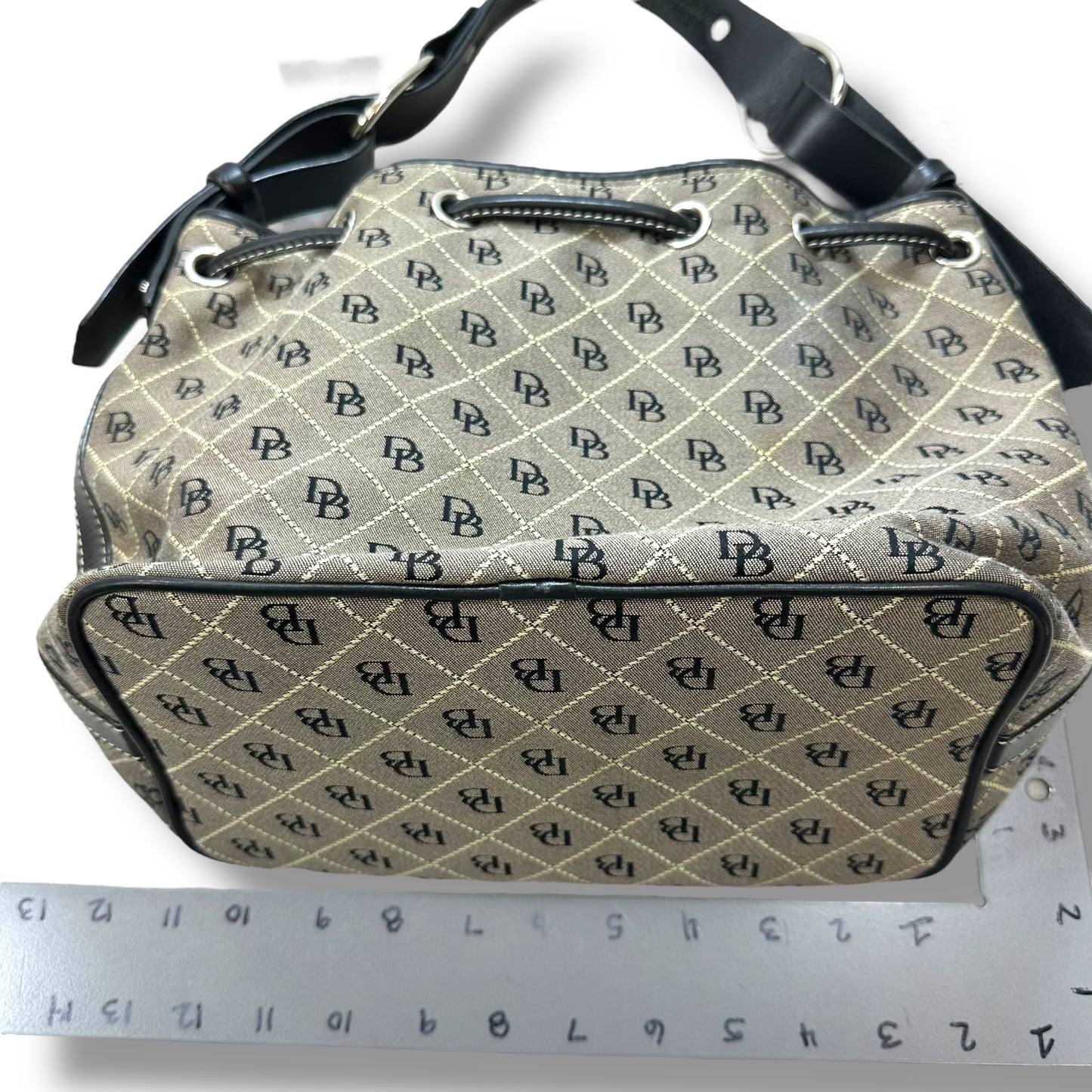Bucket bag drawstring Handbag Designer By Dooney And Bourke, Size: Medium