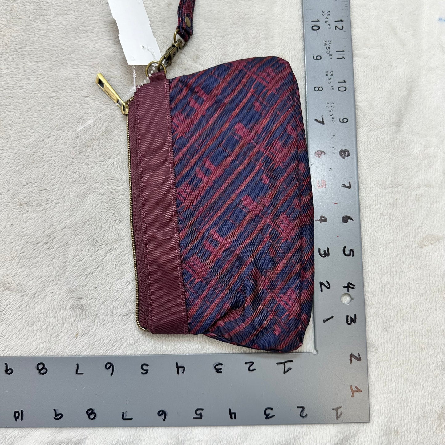 Wristlet By Travelon