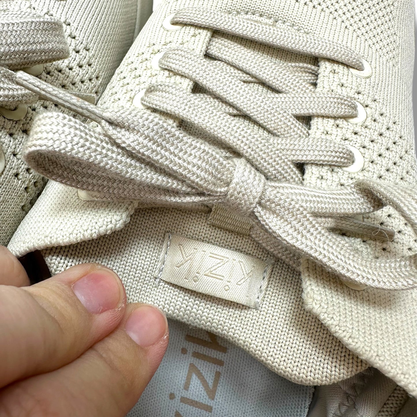 Shoes Sneakers By KIZIK In Beige, Size: 8