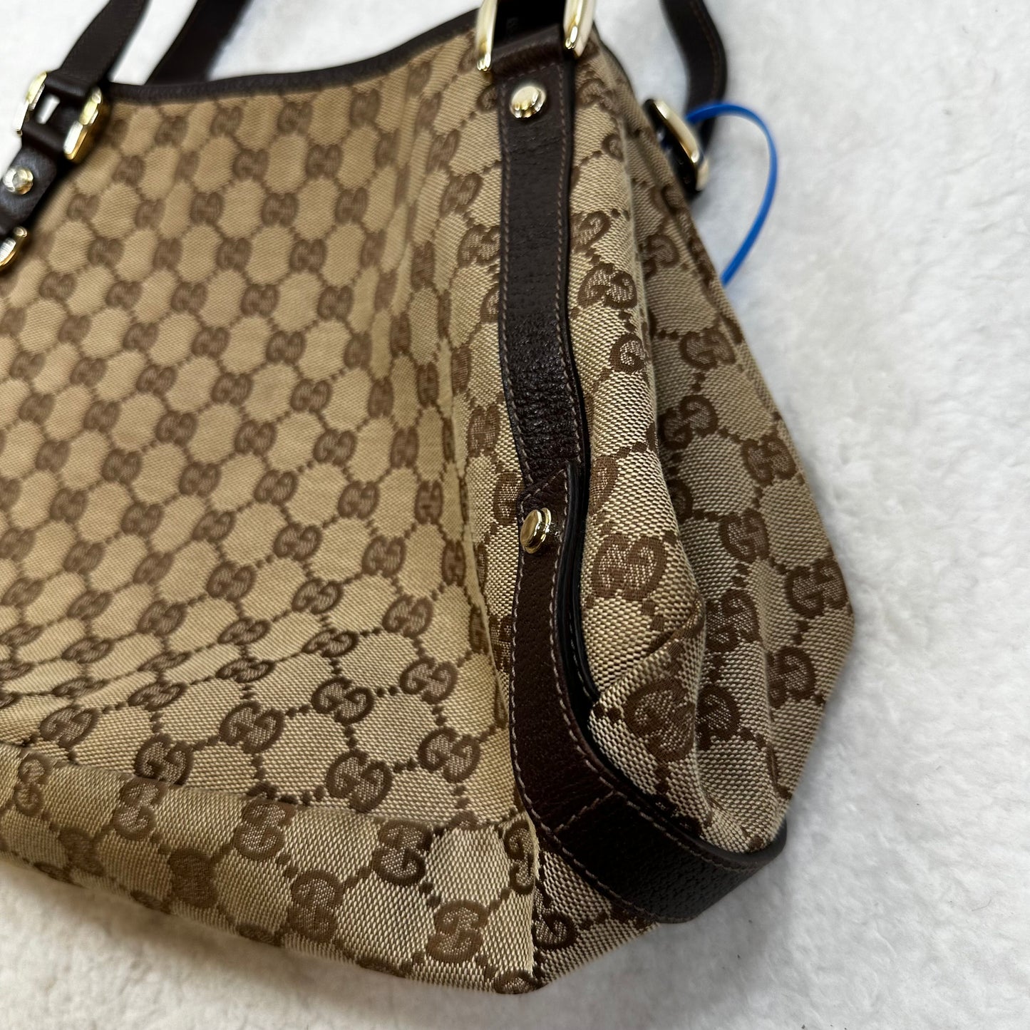 Handbag Designer By Gucci, Size: Medium
