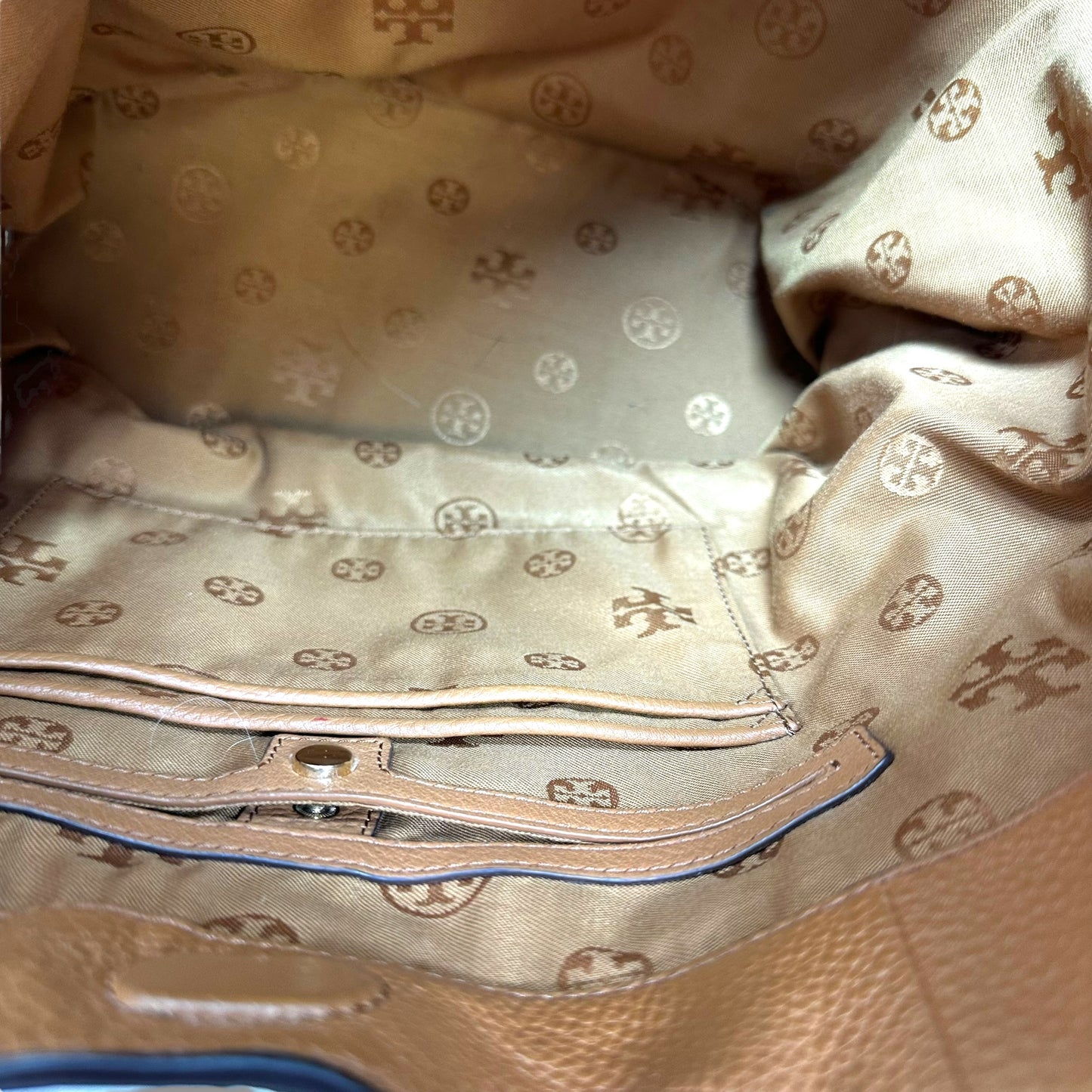 Handbag Designer By Tory Burch, Size: Medium