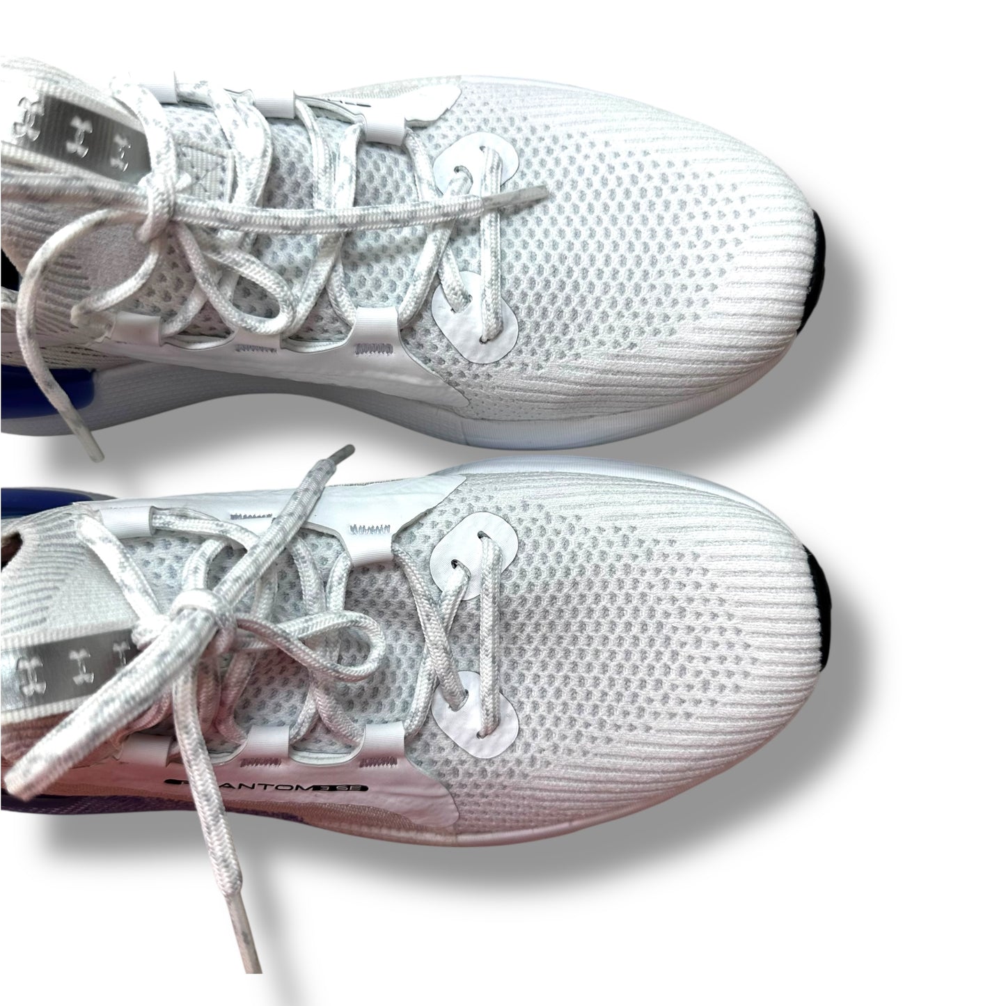 Shoes Sneakers By Under Armour In White, Size: 9.5