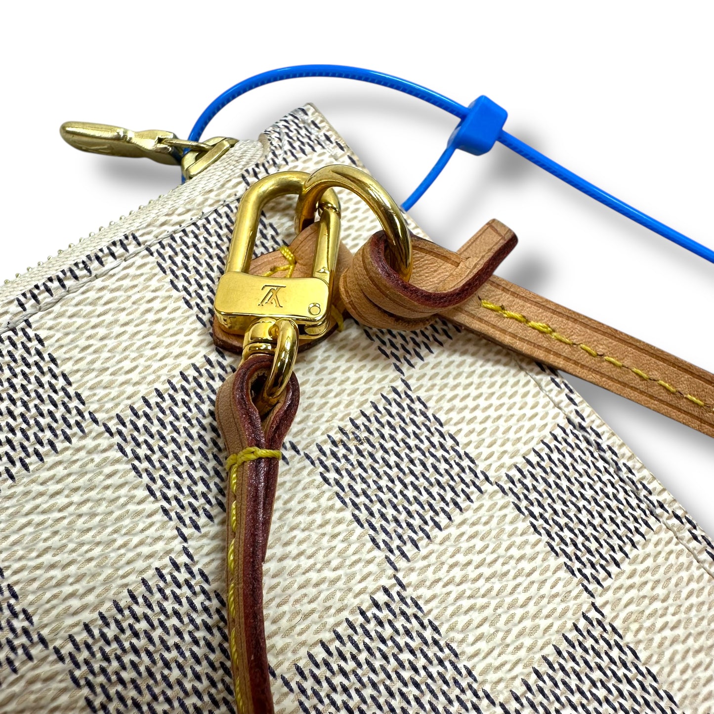Wristlet Luxury Designer By Louis Vuitton, Size: Large