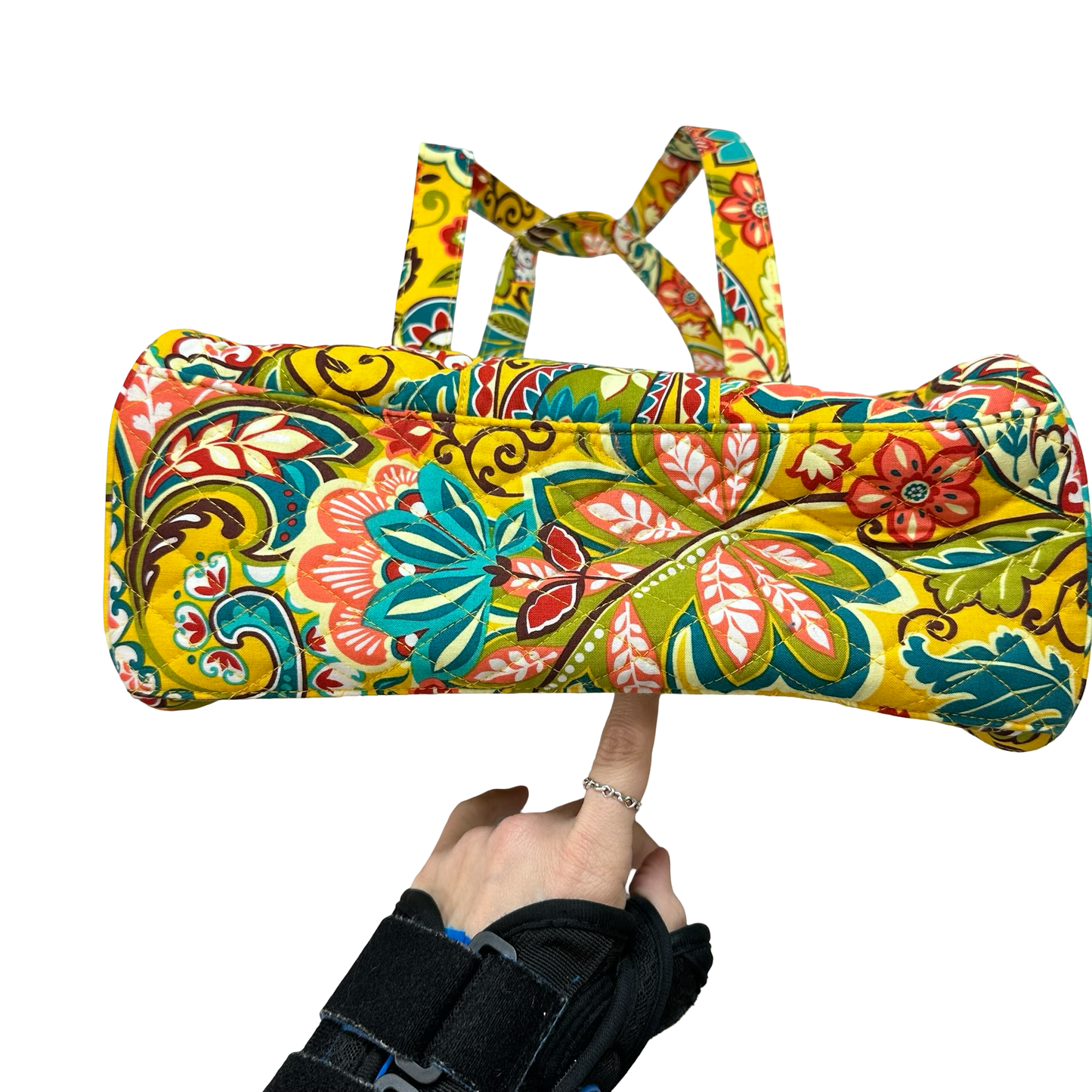 Handbag By Vera Bradley, Size: Medium