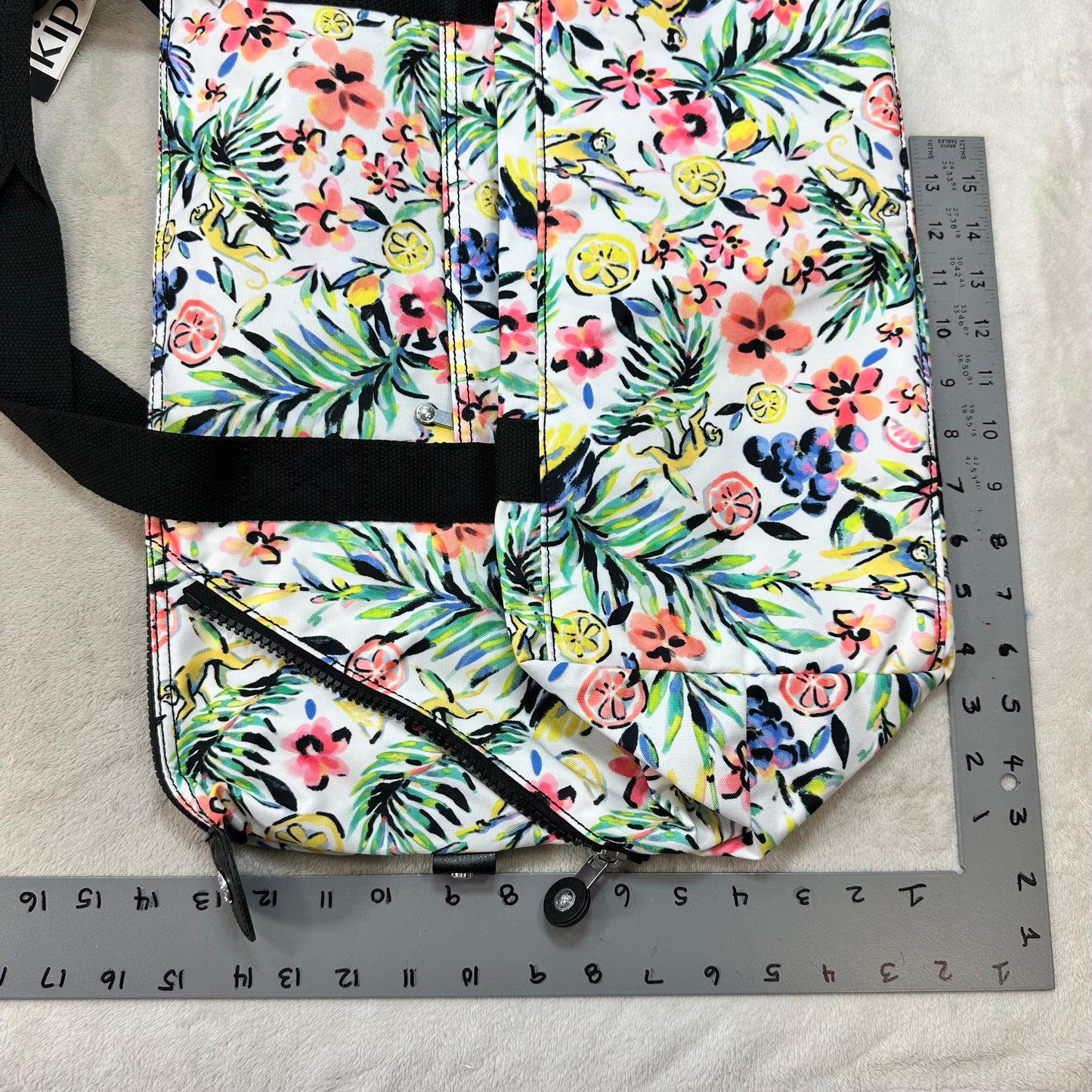 Tote By Kipling, Size: Large