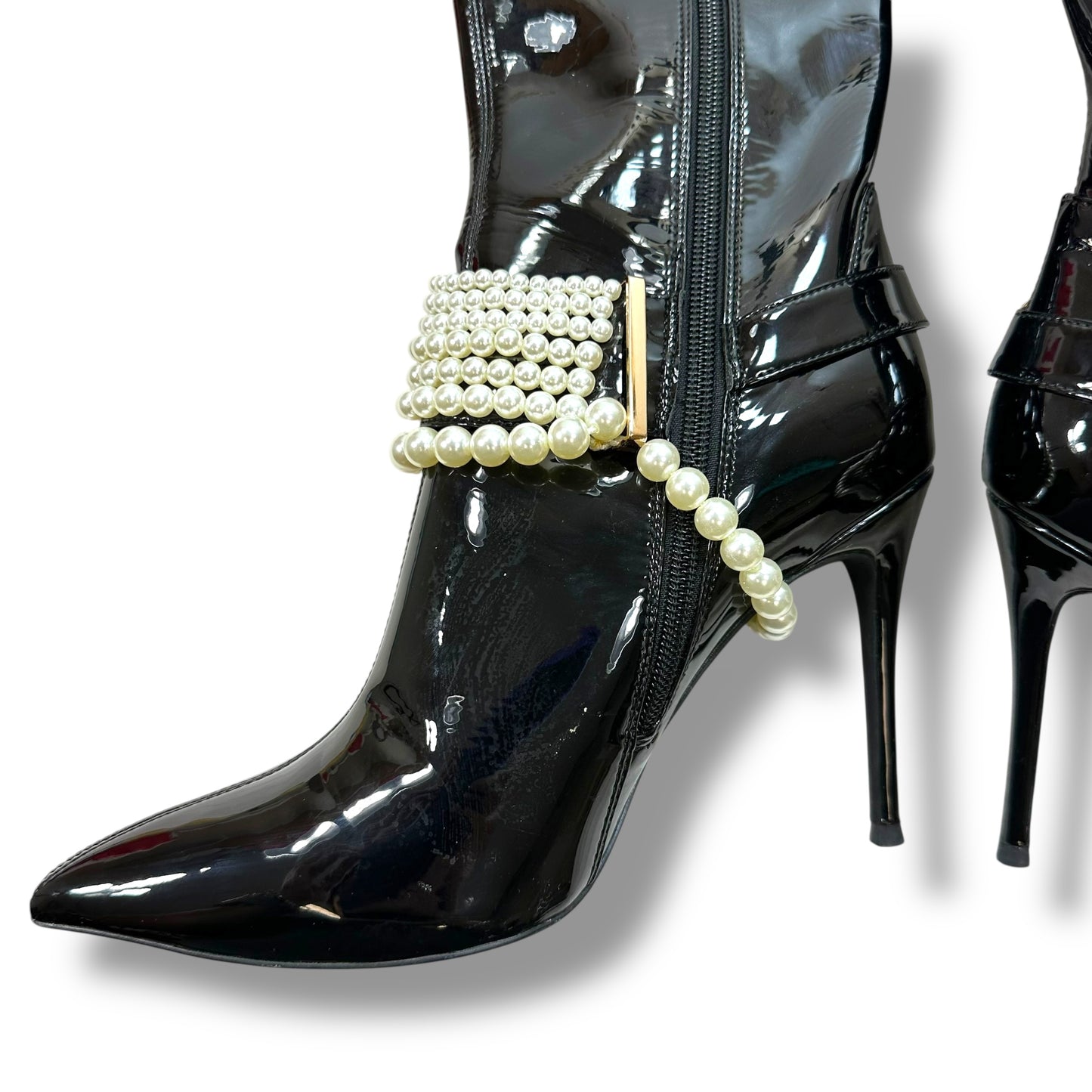 Boots Knee Heels By Jeffrey Campbell In Black, Size: 7.5