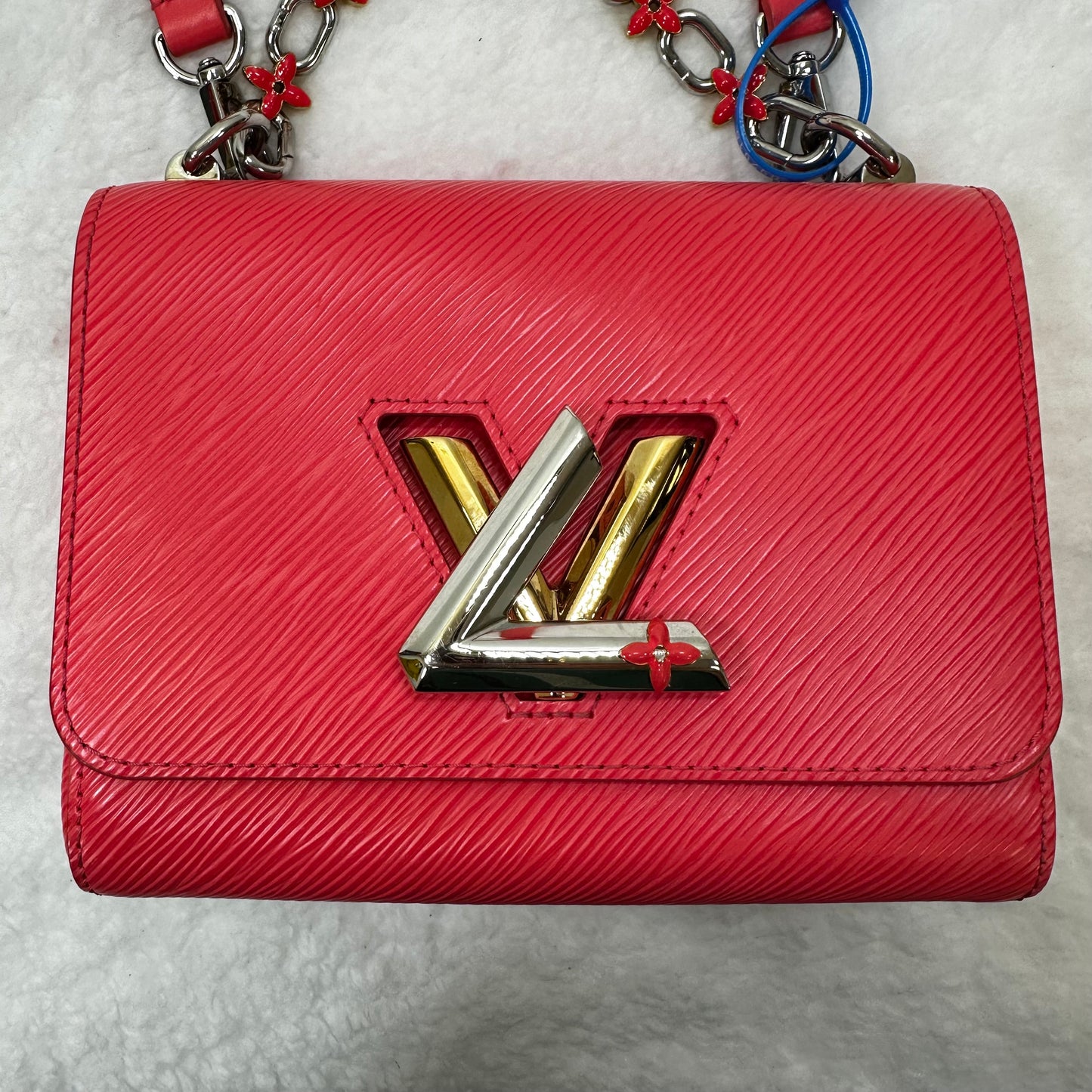 PRICE REDUCTION-FINAL SALE 
Pink Crossbody Designer Louis Vuitton, Twist PM pink sky epi-