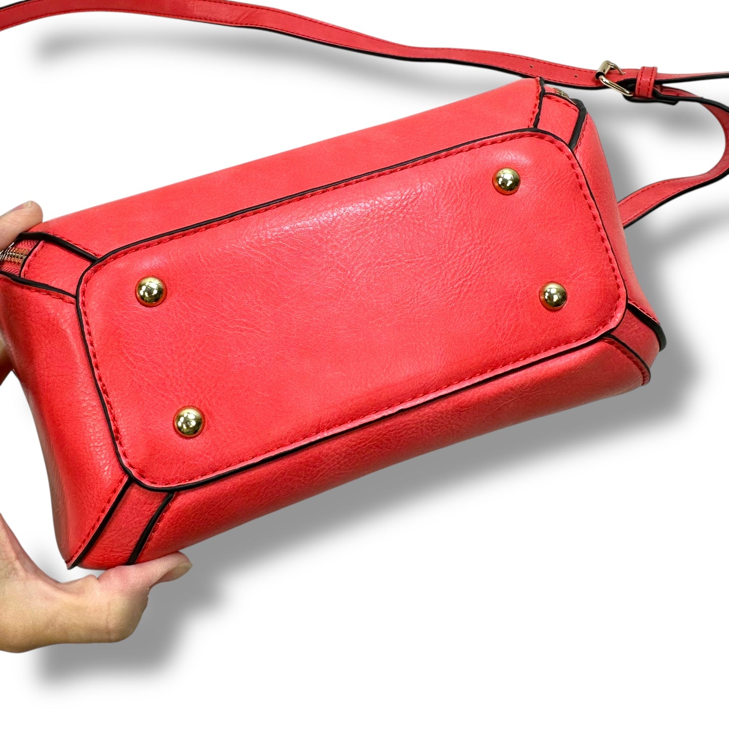 Handbag By Clothes Mentor, Size: Medium