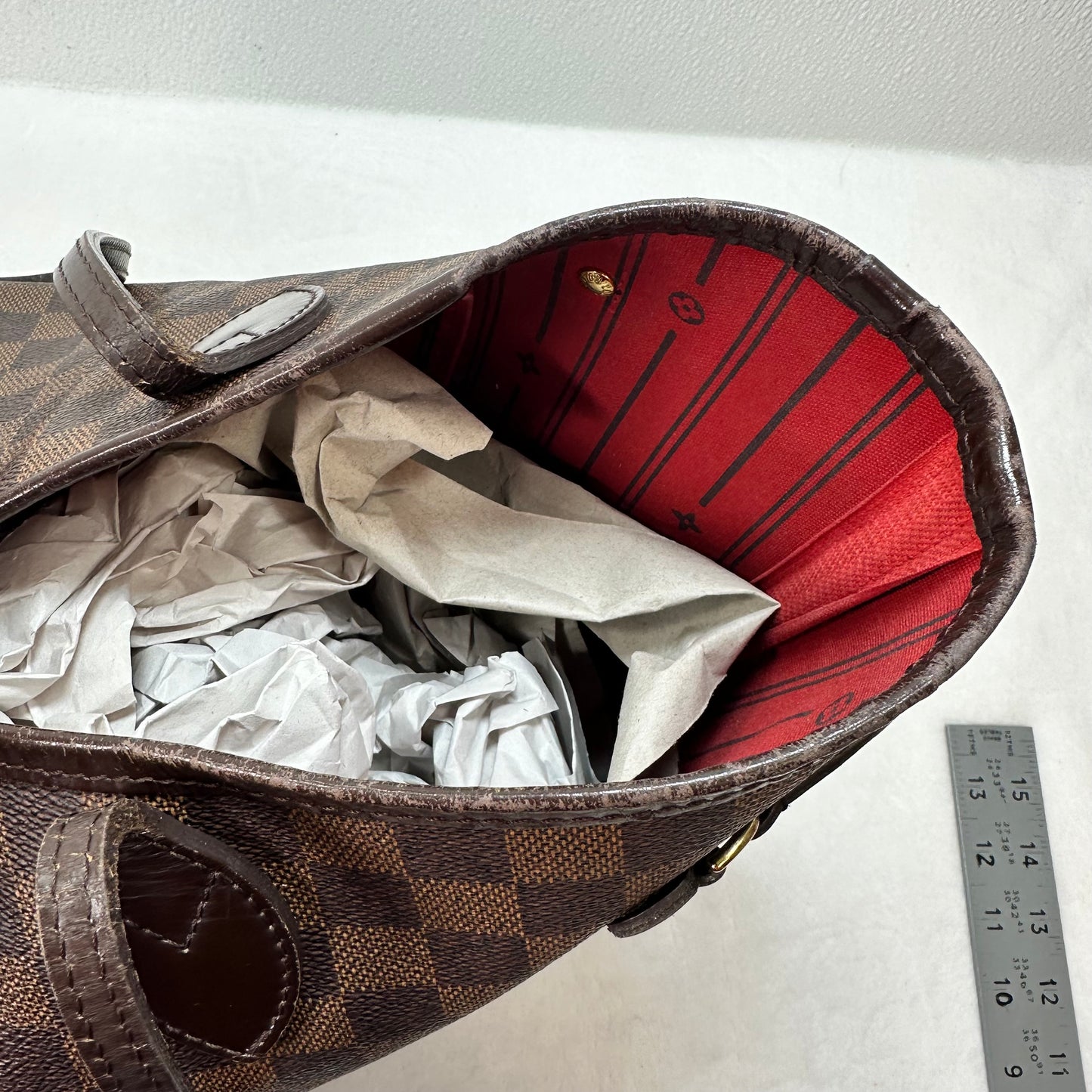 Handbag Luxury Designer By Louis Vuitton, Size: Large
