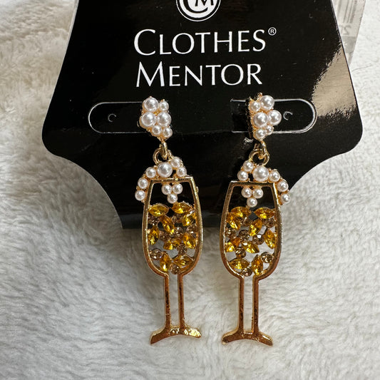 Earrings Dangle/drop By Clothes Mentor