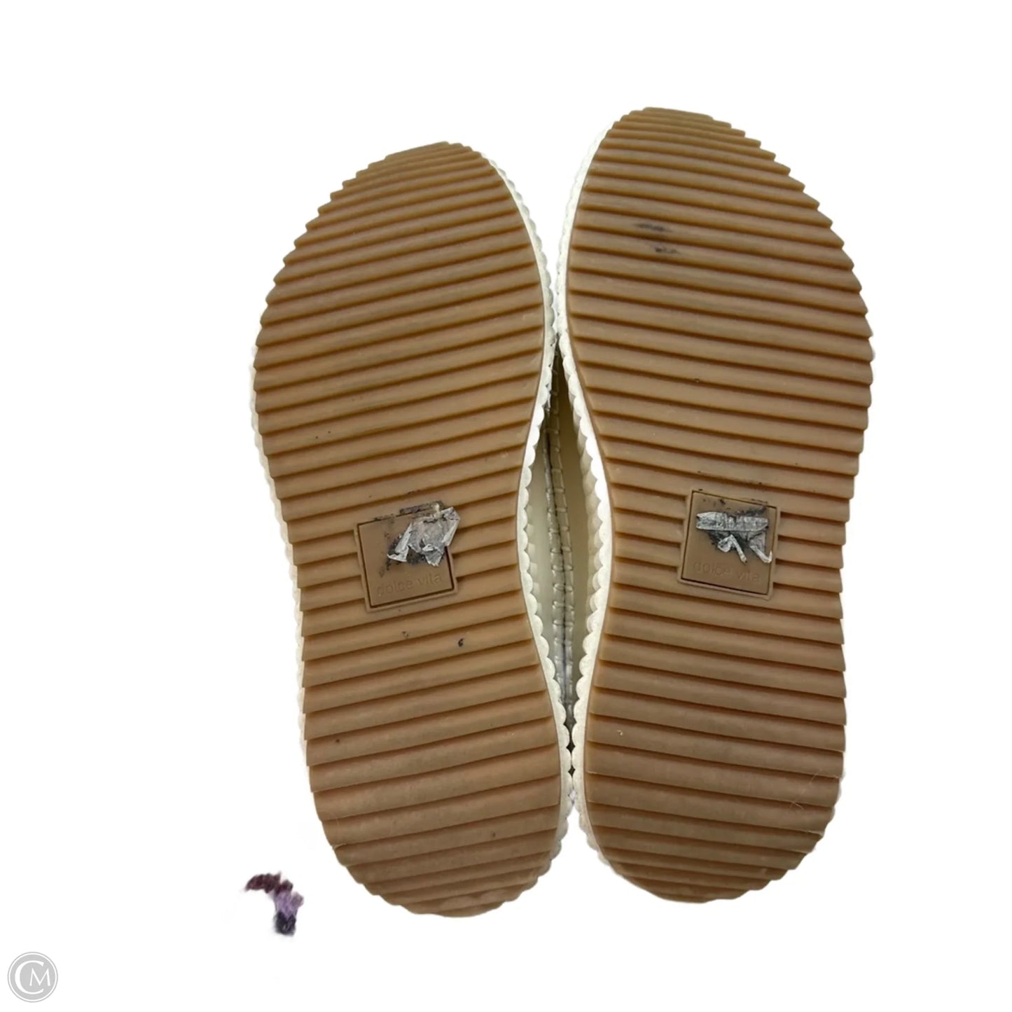 Shoes Sneakers By Dv In Cream, Size: 8