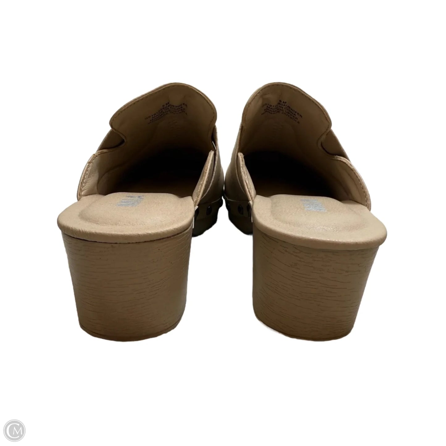 Shoes Flats By Mia In Cream, Size: 6