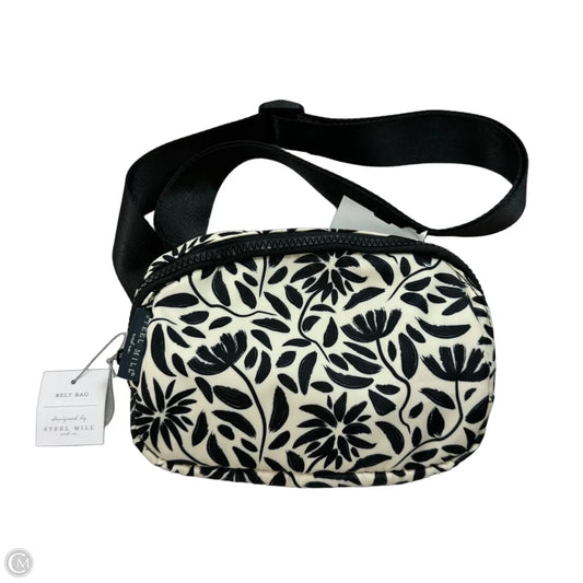 Belt Bag By Clothes Mentor, Size: Small