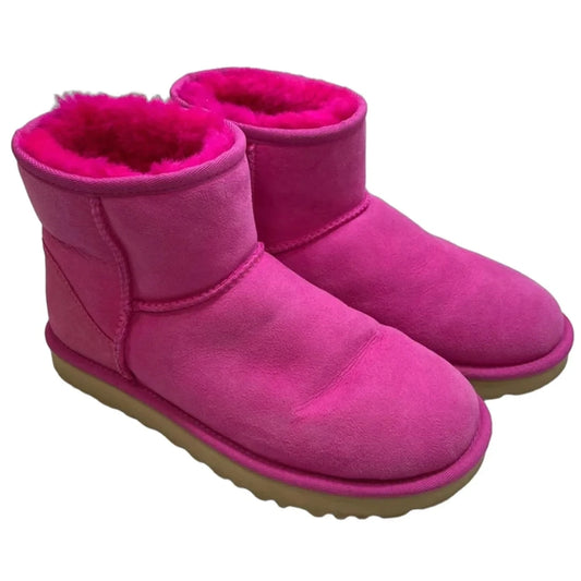 Boots Designer By Ugg In Pink, Size: 8