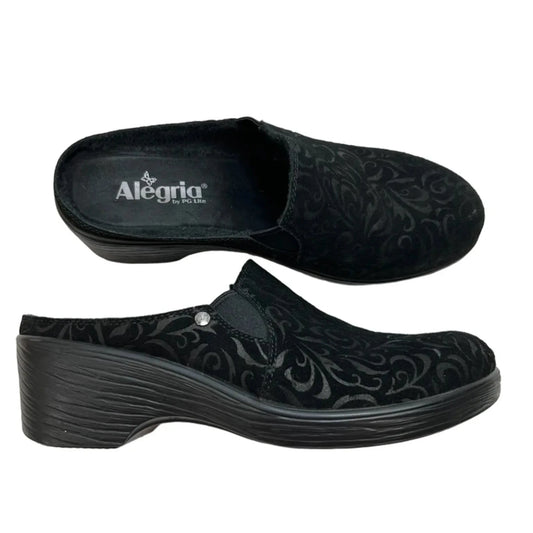 Shoes Flats By Alegria In Black, Size: 9
