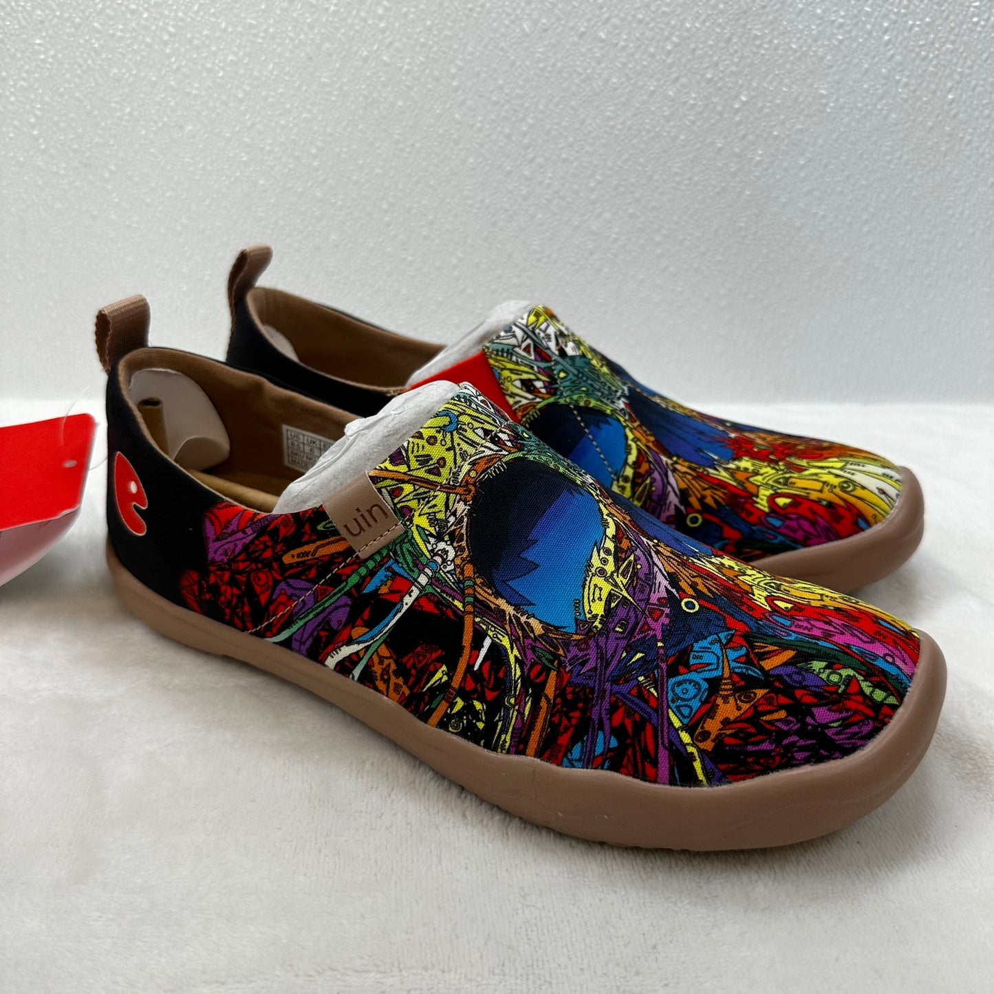 Shoes Flats Moccasin By UNI In Multi-colored, Size: 8.5