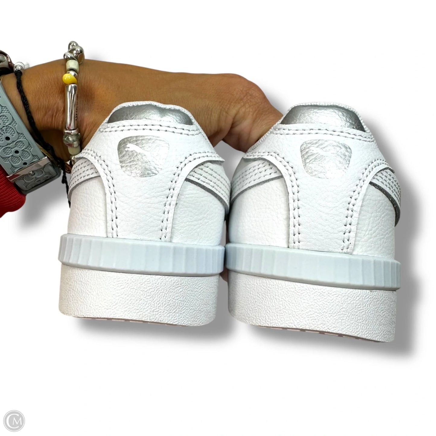 Shoes Sneakers By Puma In White, Size: 7