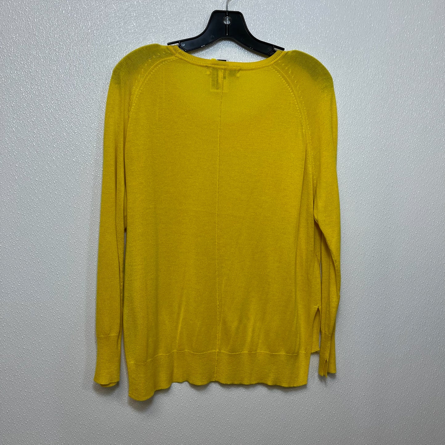 Sweater By Zara  Size: L