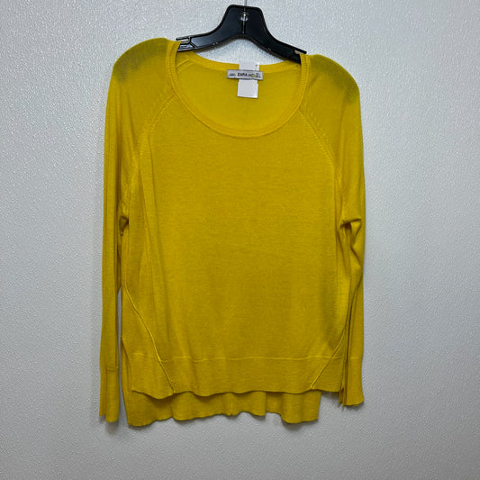 Sweater By Zara  Size: L