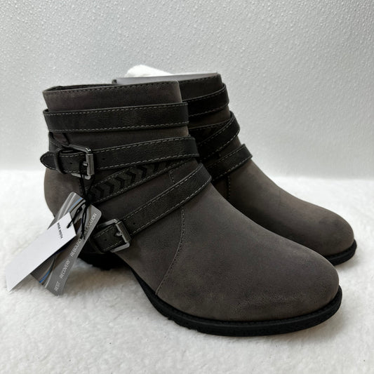 Grey Boots Ankle Heels Sonoma O, Size 9.5